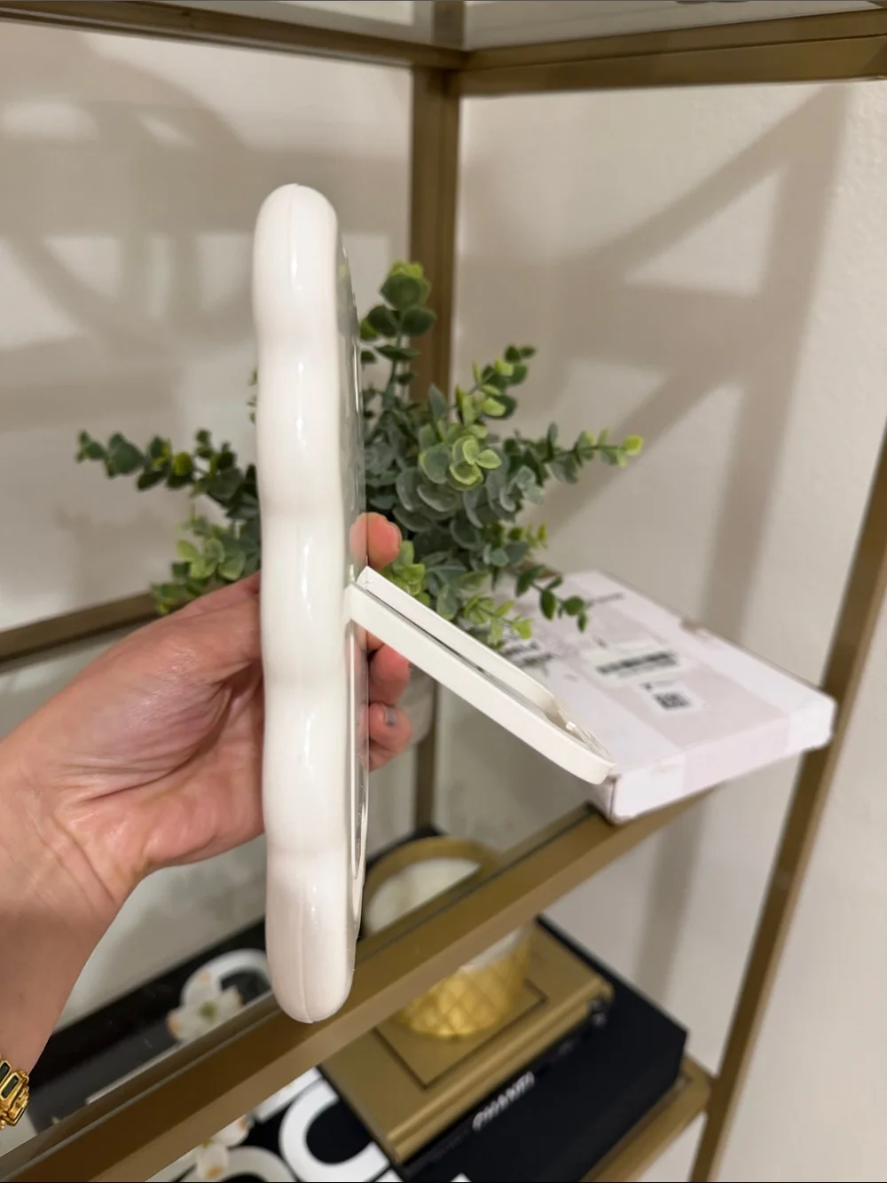 Wave Shaped Vanity Makeup Mirror
